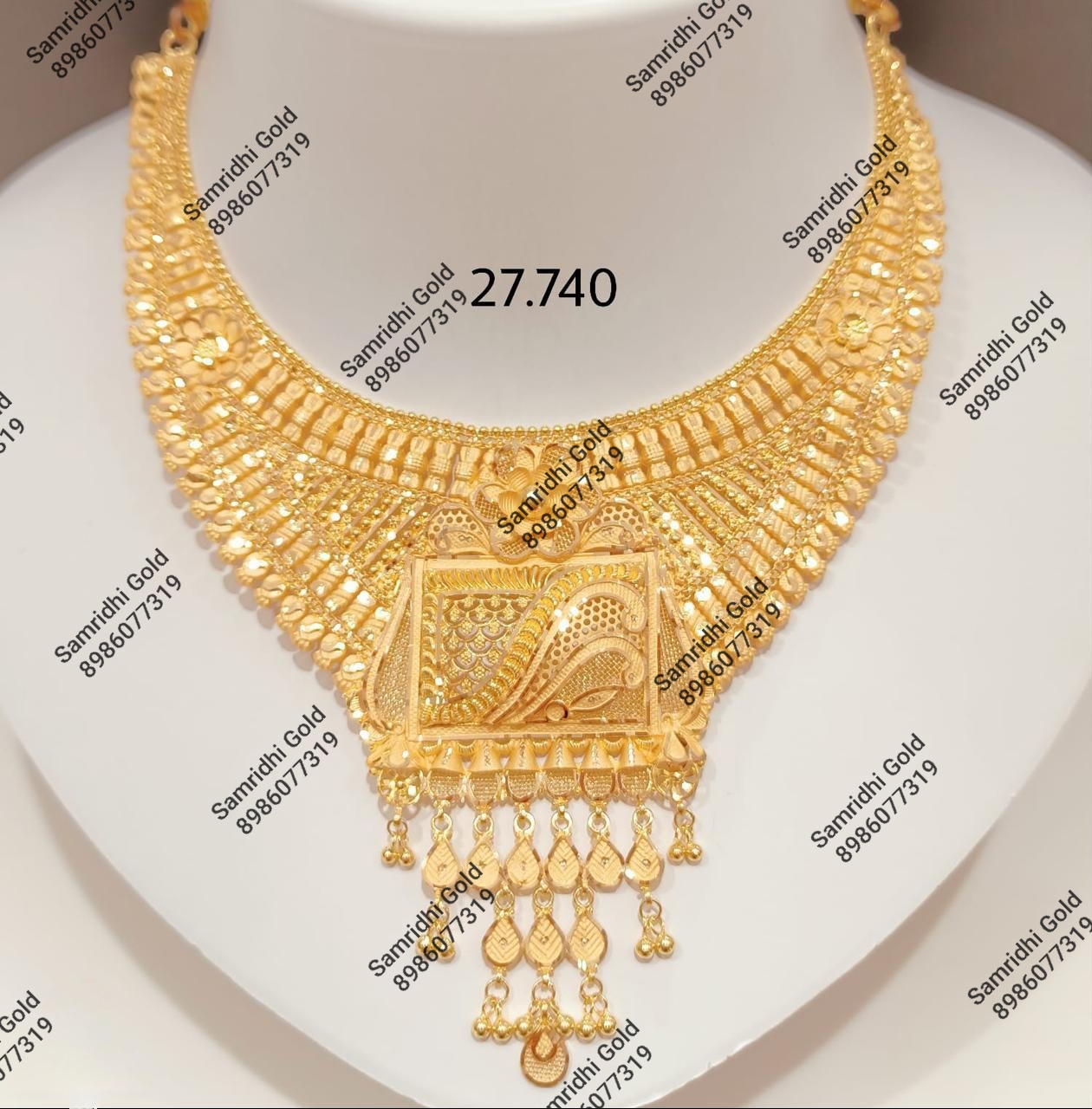 NECKLACE 8