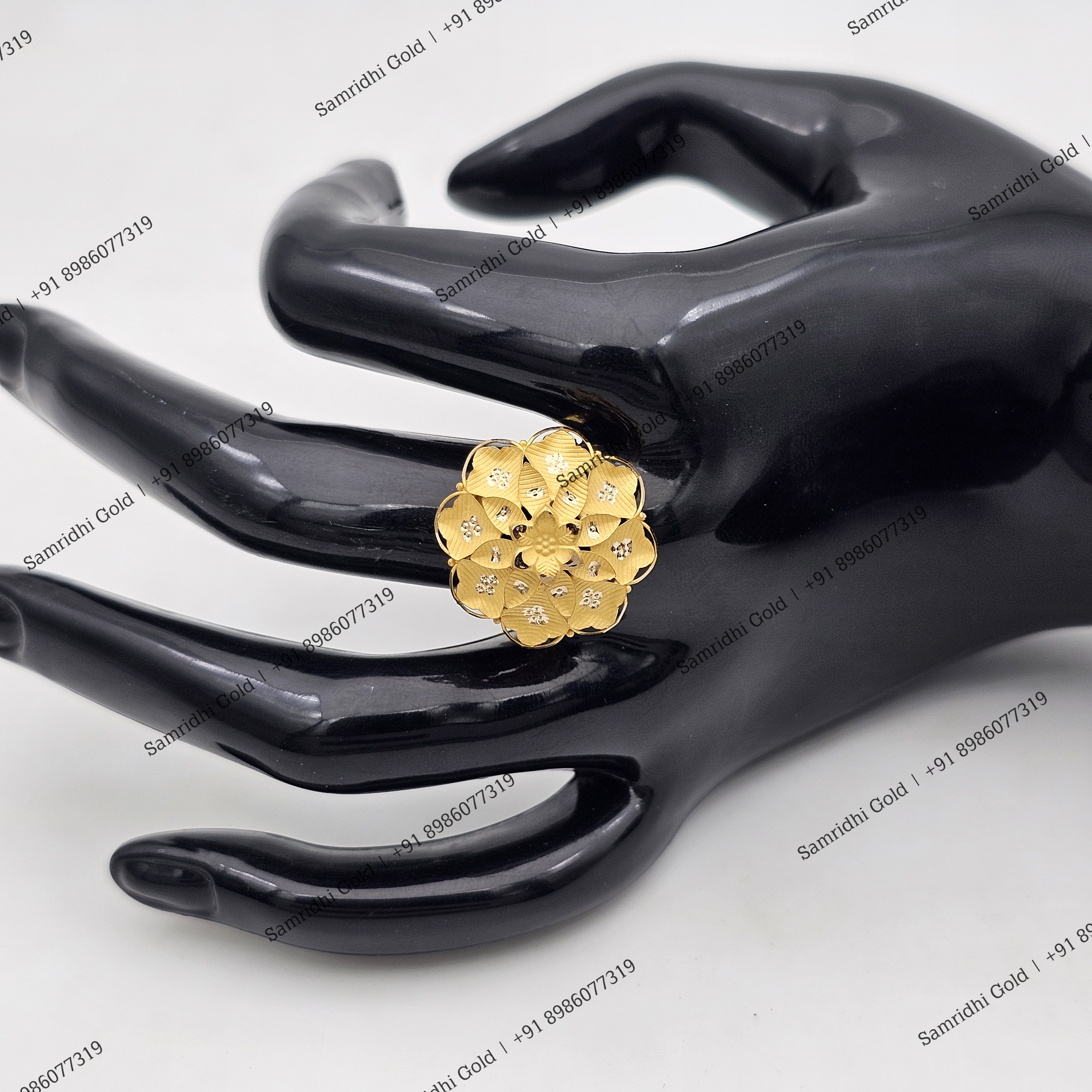 Ladies Ring 02
