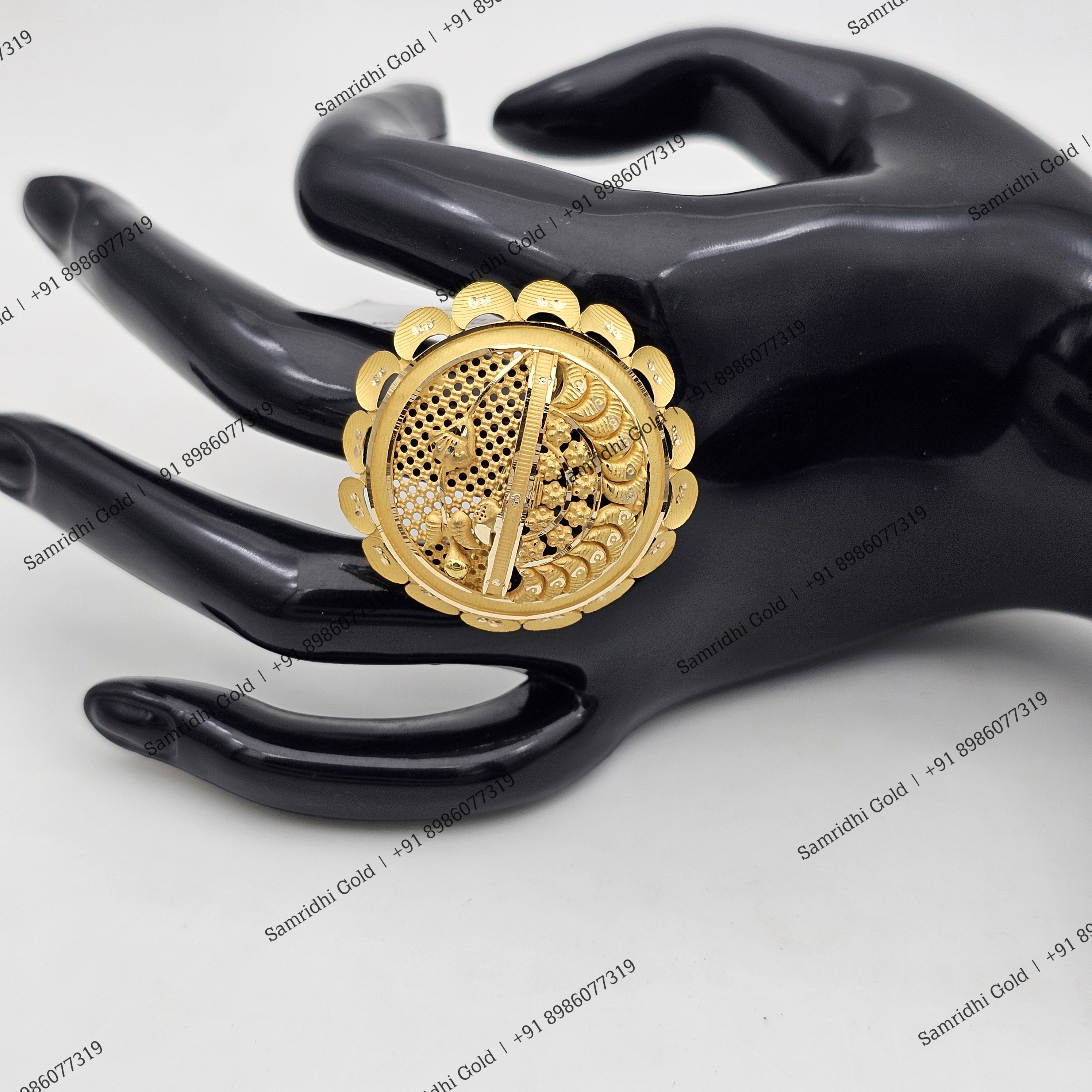 Ladies Ring - 37