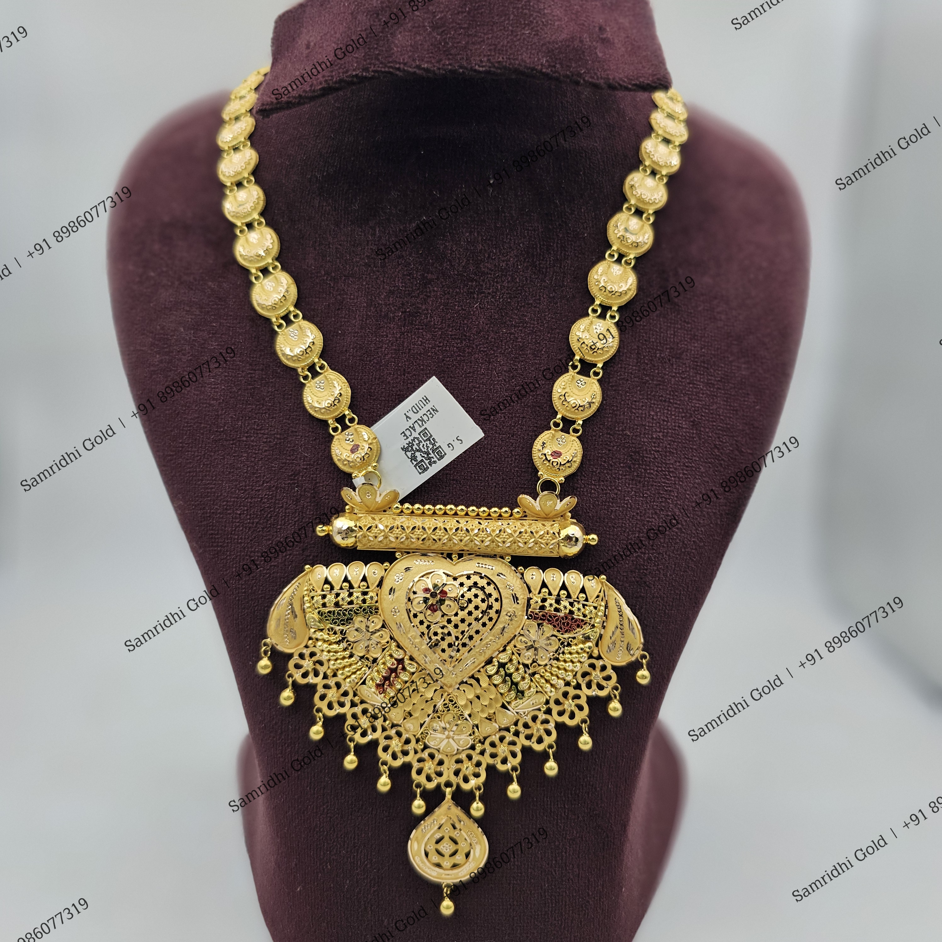 neckles 01