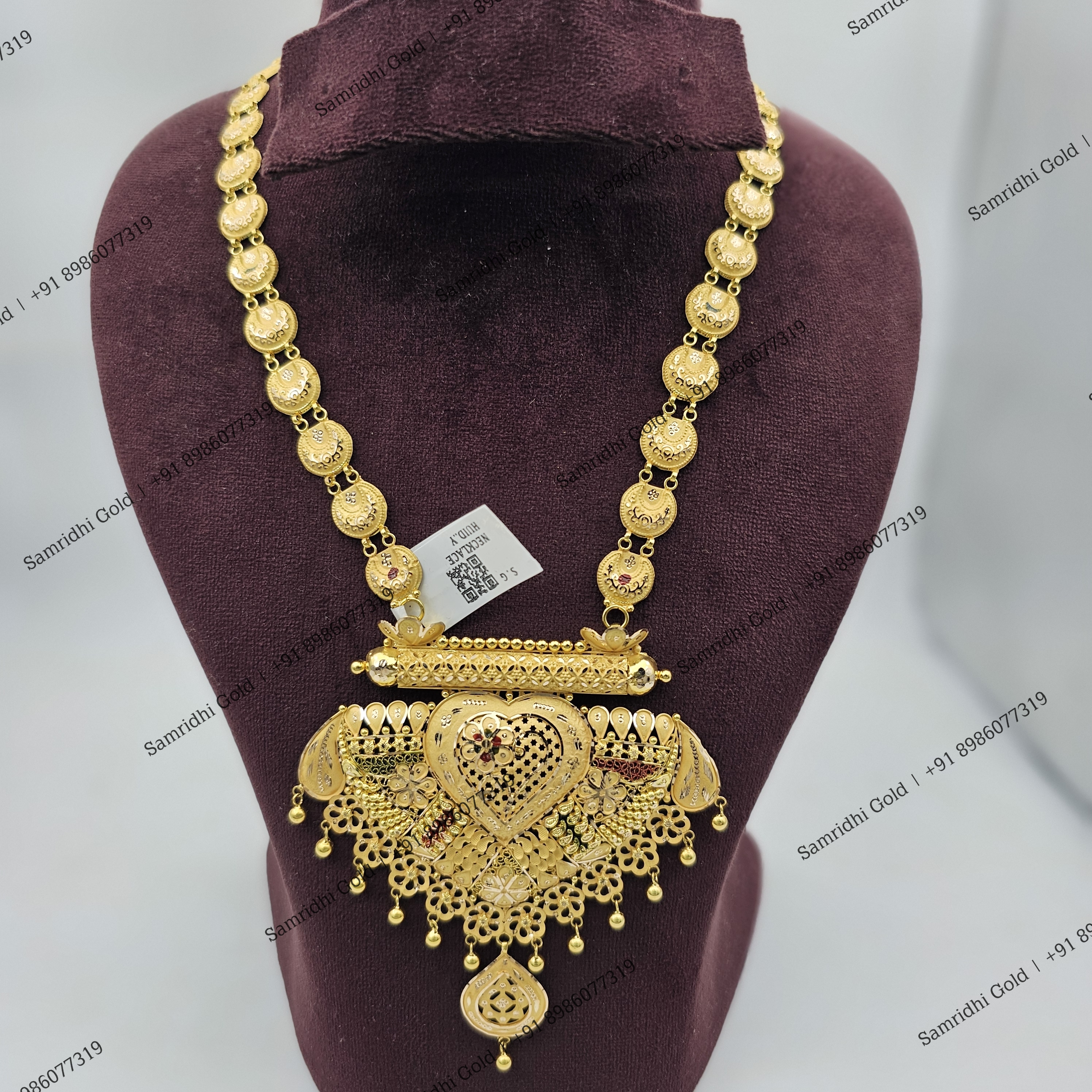 neckles 02