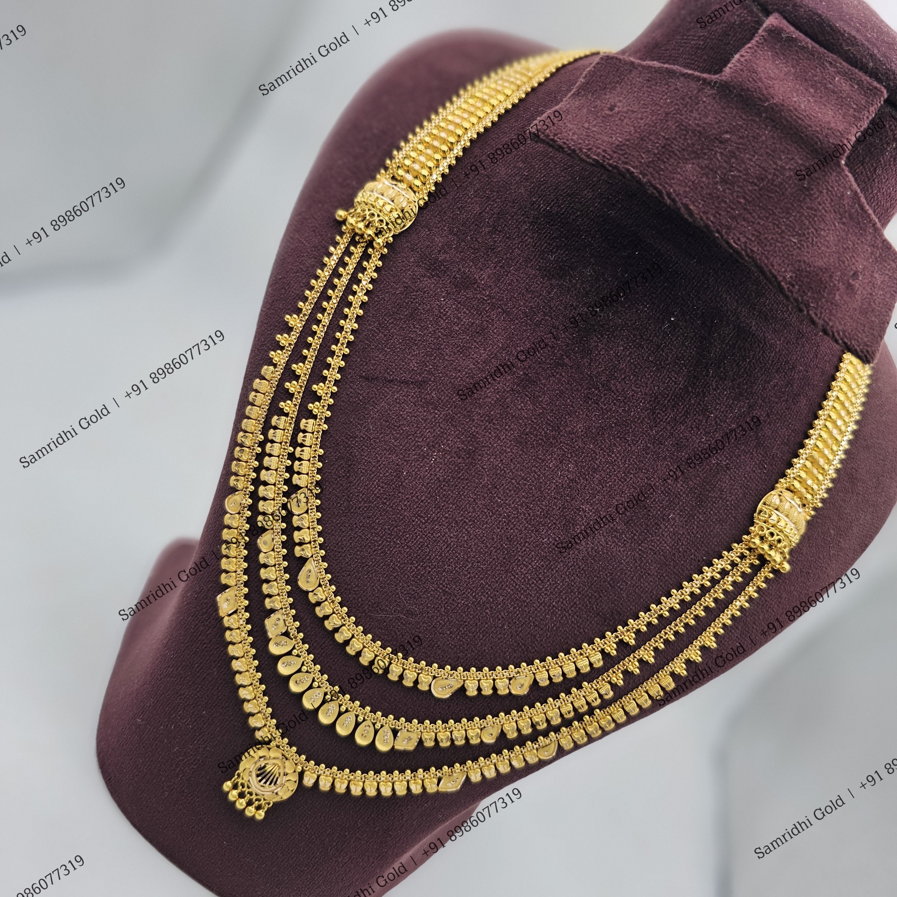 neckles 03