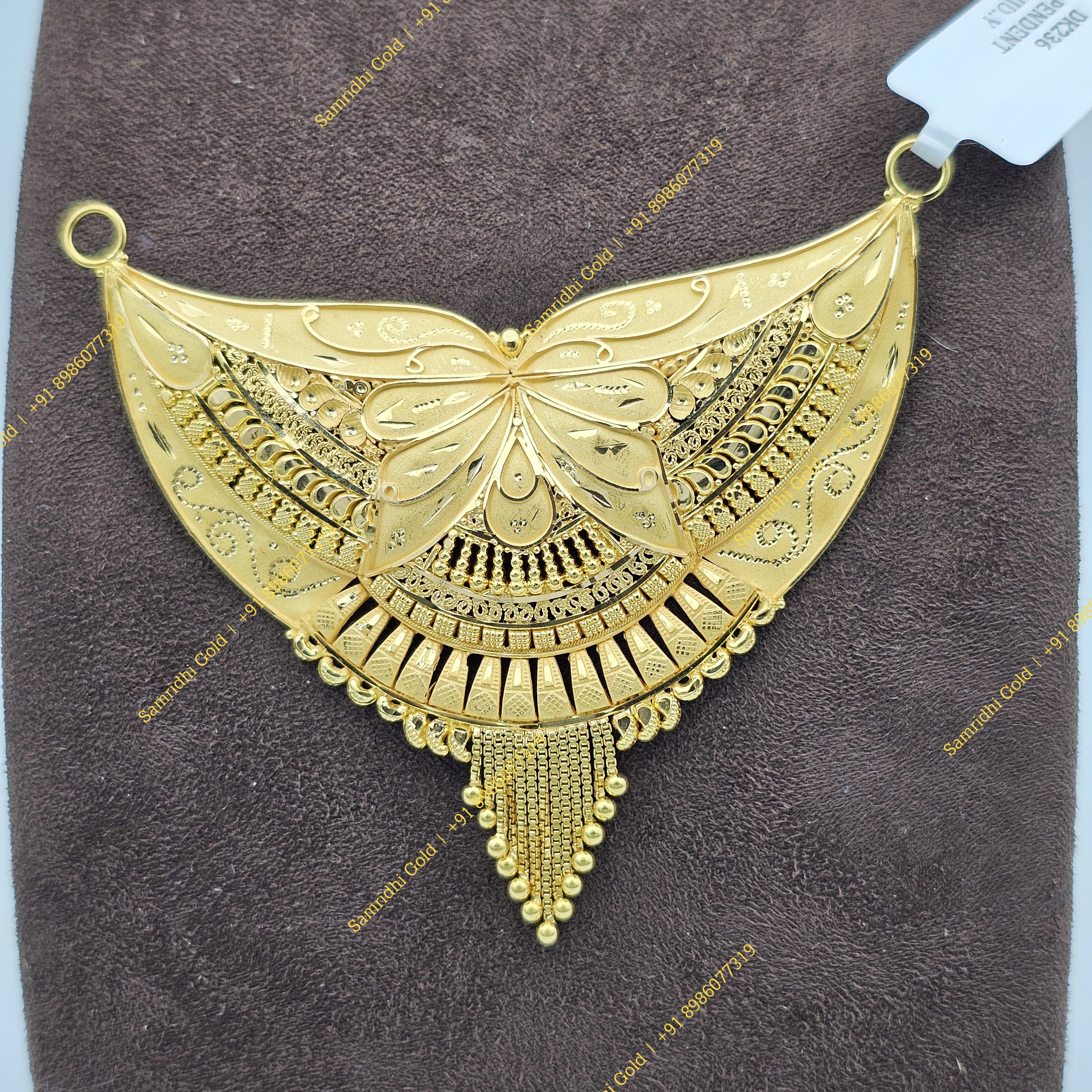 Pendent 08