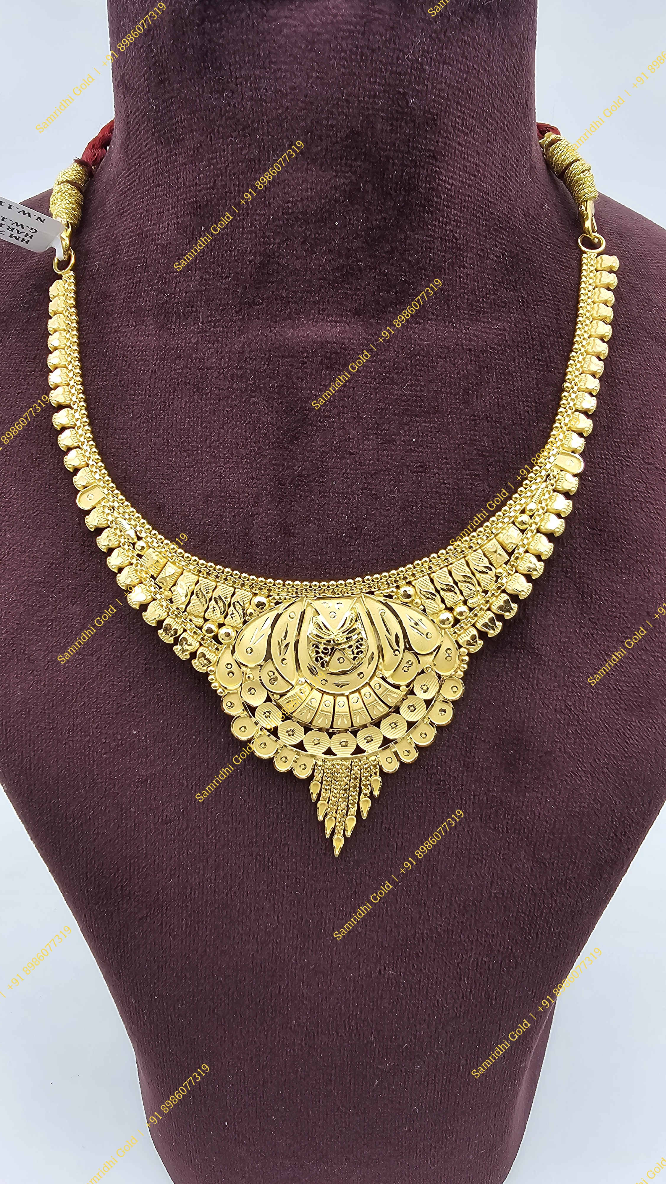 Necklace 09